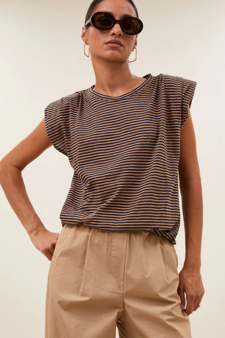 Nilou tannin stripe