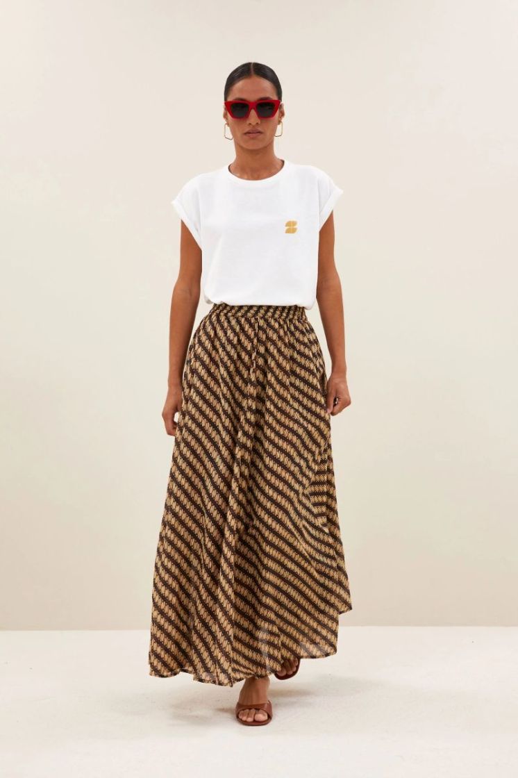 Tobi bright white